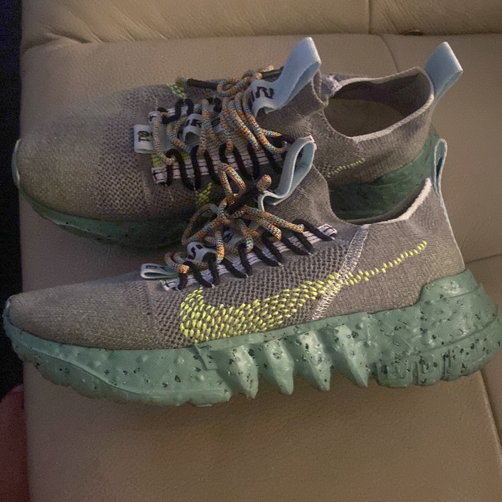 NIKE SPACE HIPPIE 01 - Picture 3 of 4